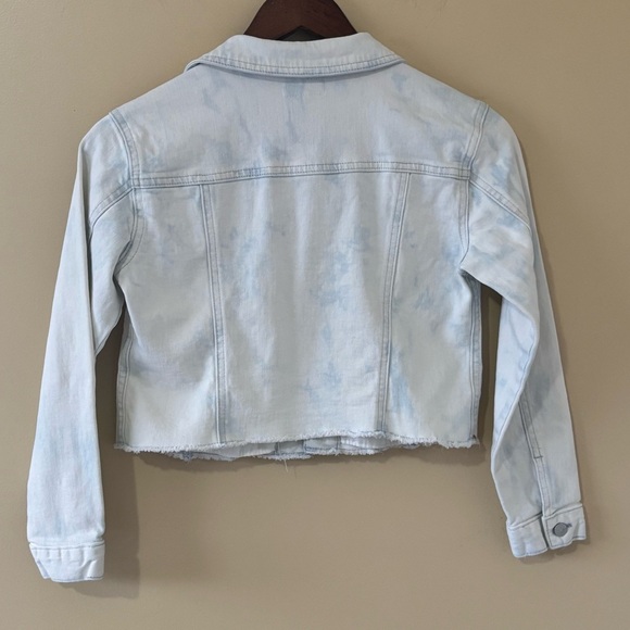 Tractr| Lorette Basic Light Wash Denim Jacket with Fray Hem Sz M - Picture 3 of 5
